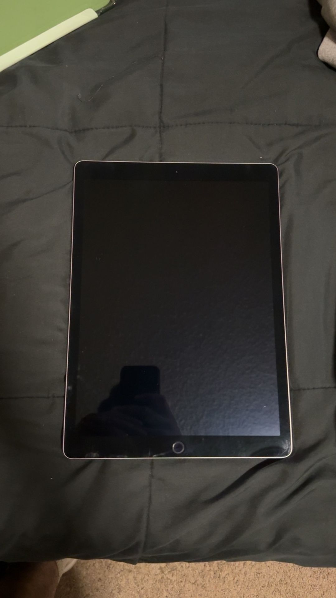 iPad Pro 12.9 Inch 1st Gen 32GB