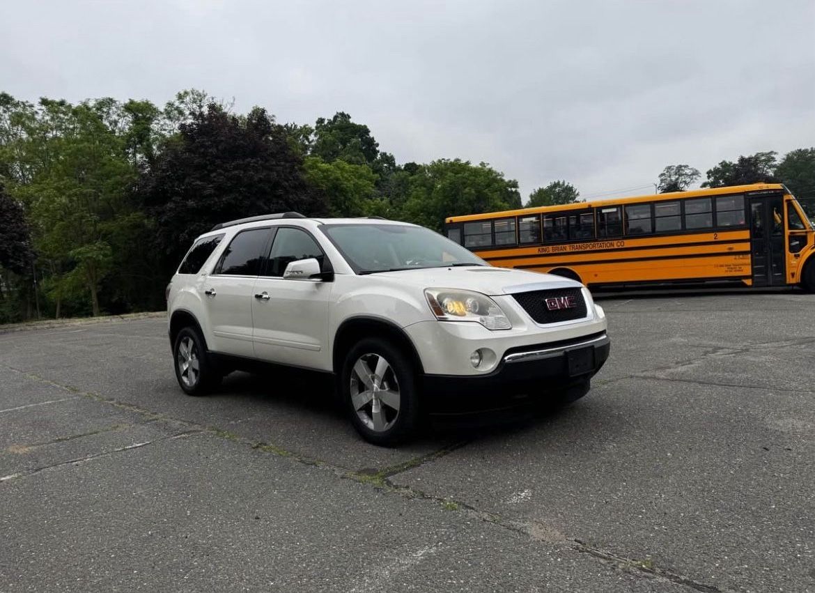2012 GMC Acadia