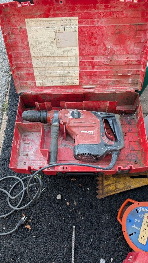 Hilti te56 Hammer chipper drill works
