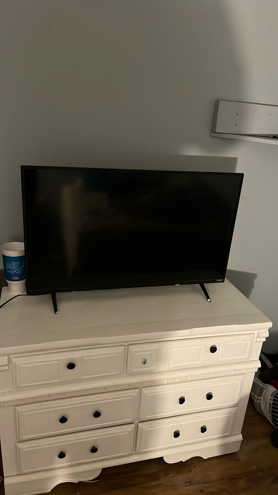 39” Vizio