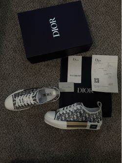 Design shoes di*r