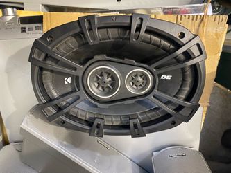 6”x9” Kicker new only 1 speaker.