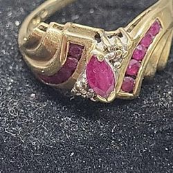 Vintage Estate Authentic Ruby / Diamond Ring