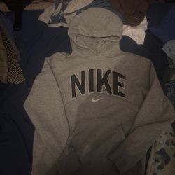 Large gray Nike sweater