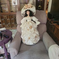 Tradition Doll Collection 