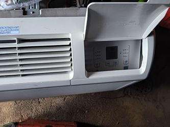 air conditioner 7300 split open box never used