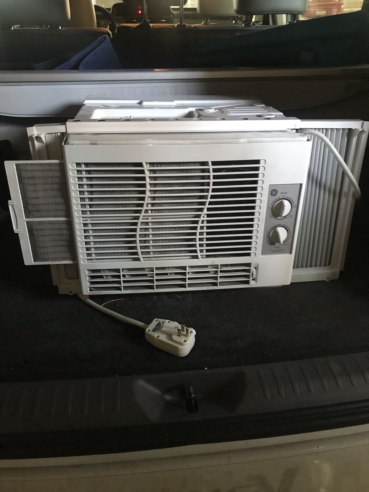GE Window Air Conditioner AC Unit