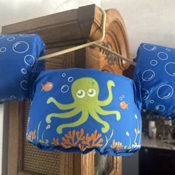 Infant/toddler Swim Puddle Jumper