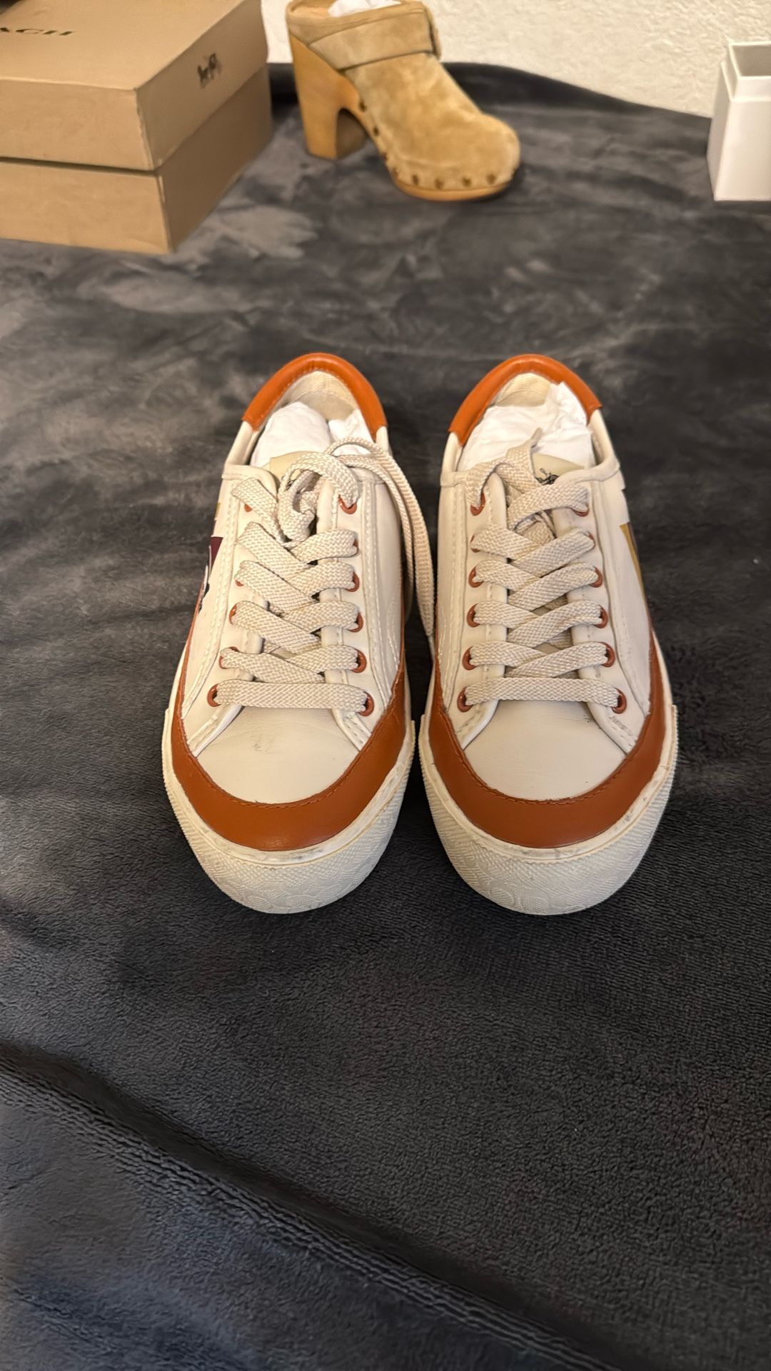 Real Authentic Coach Women’s Sneaker Shoes Size 5 In White And Brown