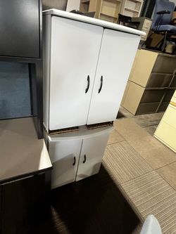 Storage cabinet