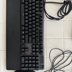 SteelSeries RGB Gaming Bundle – Apex Pro Keyboard + Mouse + XL RGB Mousepad