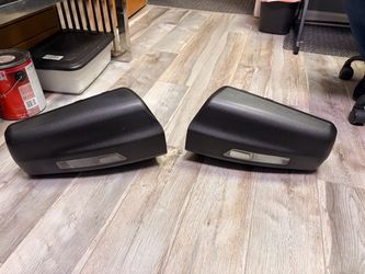 Ram pickup extended mirrors for towing