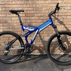 Specialized FSR Expert Enduro Mountain Bike.
