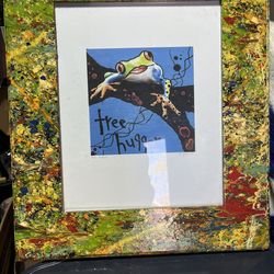 Mlynn Tree Hugger Frog picture