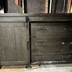 Free Cabinet