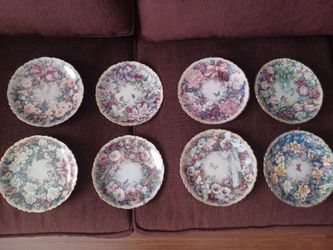 Butterfly and floral collector plates