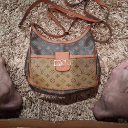Louis Vuitton Monogram Reverse Canvas Dauphne