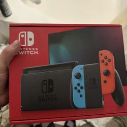 Nintendo Switch 
