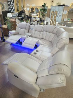 New 3 pc Modern Power Recliner Sectional, Built-in USB-C Ports, Bluetooth Speakers & LED lights!