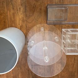 Trash Can + Clear Organizer’s (NEED GONE ASAP