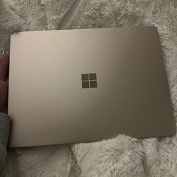 Microsoft - Surface Laptop Go 2