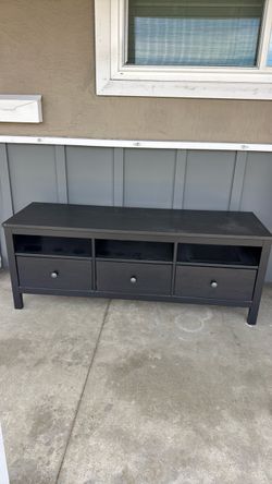 Tv table