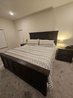 King size bedroom set
