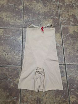 Spanx Nude High Waisted Shorts Shapewear Size Small