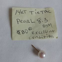 Earrings 14kt yellow gold Please read description 