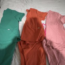 Assorted 2X Figs Scrub Sets