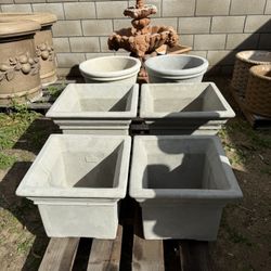 Medium Concrete Planters