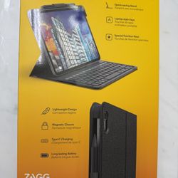 ZAGG Messenger Folio 2 Keyboard Case for iPad 10th Gen – Like New