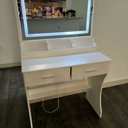 Vanity Desk