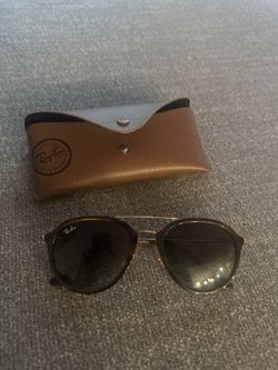 Ray-Ban Men's Brown and Gold Sunglasses