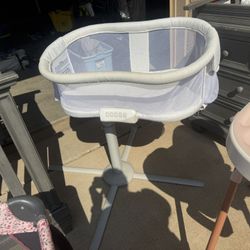 Bassinet 
