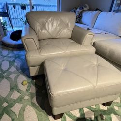 Leather Lounge Chair And Ottoman 