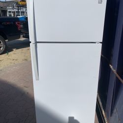 Kenmore Refrigerator 