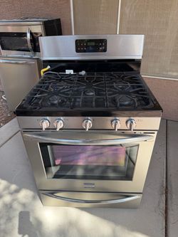 Gas stove