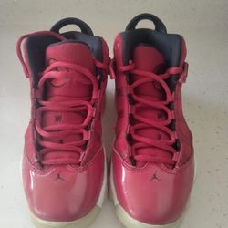 Nike Air Jordan 6 Rings Basketball Red / Black  Size 1