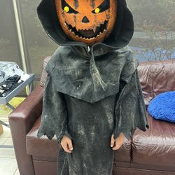 Pumpkin head halloween costume 