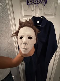 Halloween costume