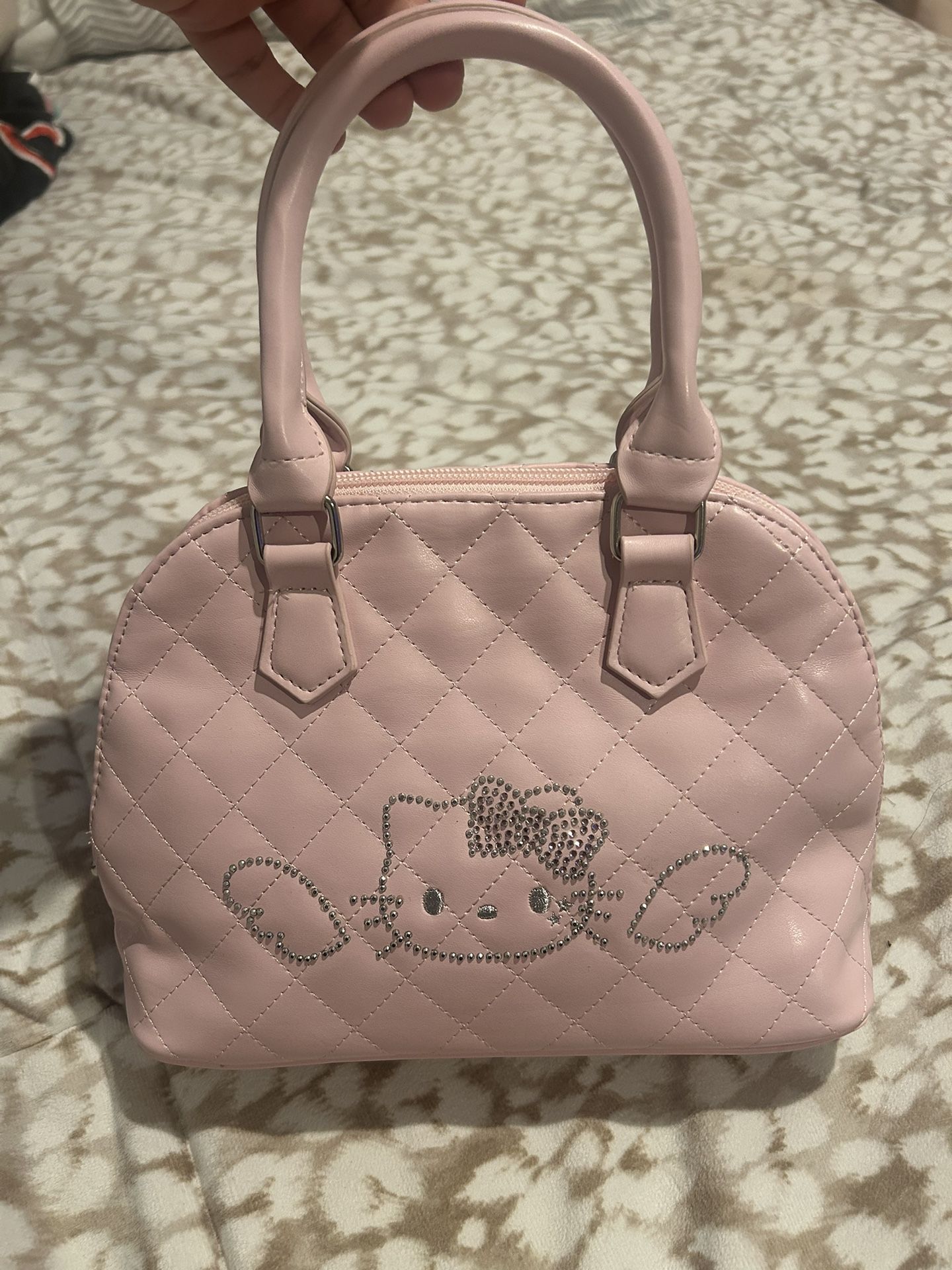 New HELLO KITTY PURSE SANRIO