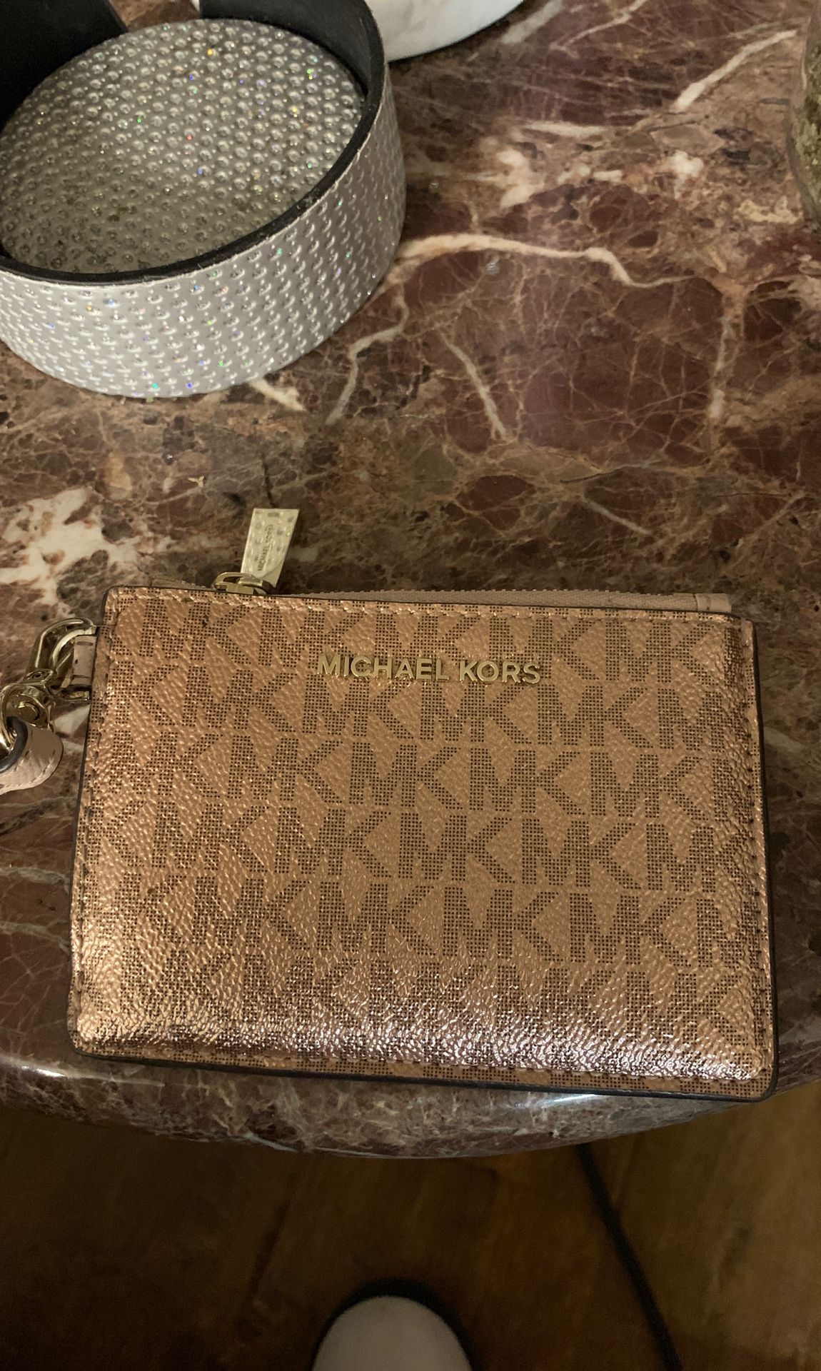 Michael kors rose gold wallet wristlet