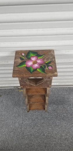 Wooden Shelf  w/ Flower Design 
