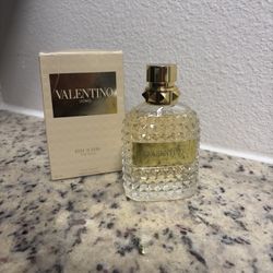Valentino Gold Perfume/cologne 