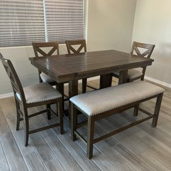 Kitchen Table And Chairs 