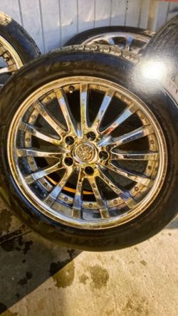 Chrome Multi-Spoke Wheels with Tires Set