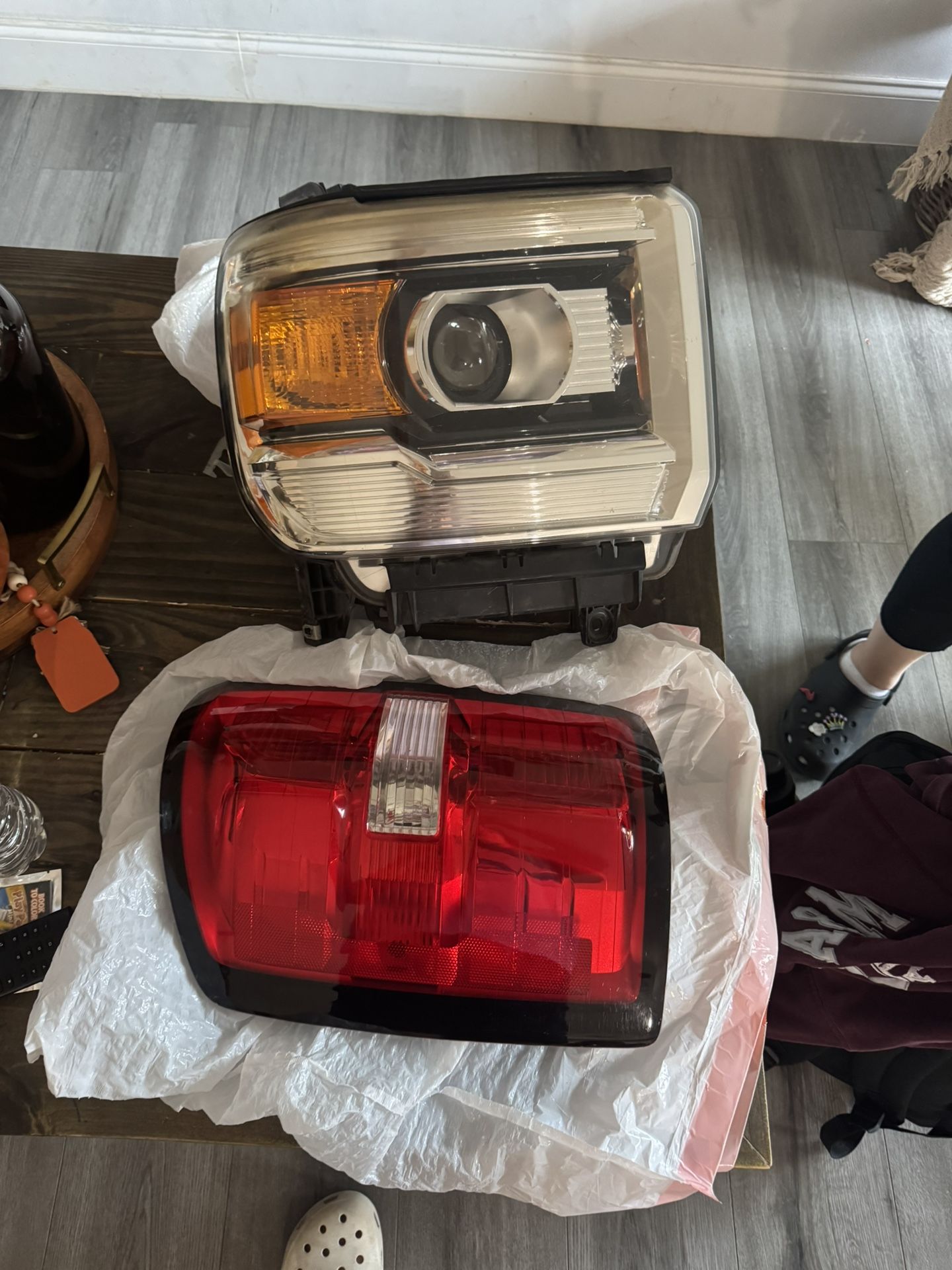Gmc Sierra Headlights And Taillights ( Both Pairs)