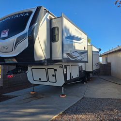 2023 Keystone Montana 295RL