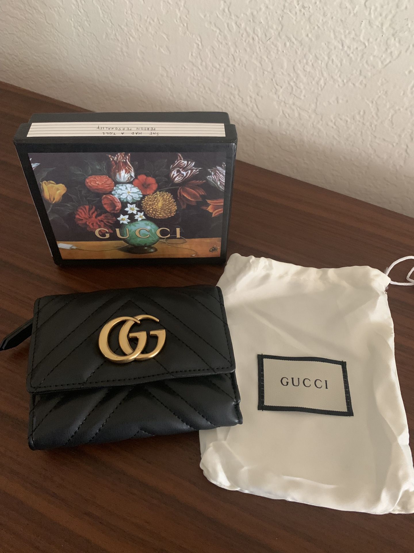 Gucci Medium Marmont 2.0 Leather Bifold Wallet